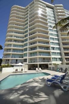 Chateau Royale - Accommodation Perth 0