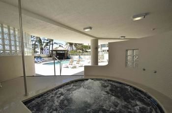 Chateau Royale - Accommodation Perth 2
