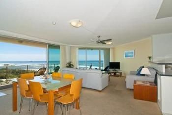 Chateau Royale - Accommodation Perth 11