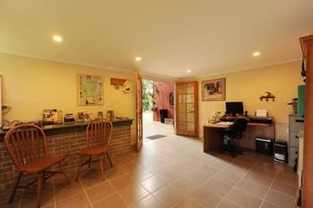 Rooftops Bed & Breakfast - Accommodation Perth 4