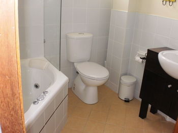 Rooftops Bed & Breakfast - Accommodation Perth 17