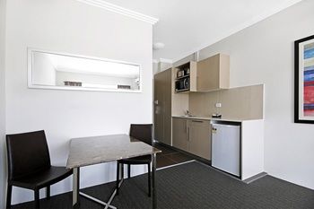 Valuesuites - Accommodation Perth 4