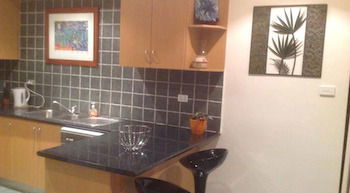 Eltham Retreat - Accommodation Perth 2