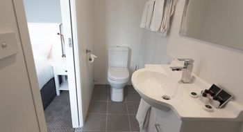 CH On Peel Boutique Hotel - Perth Resorts 0
