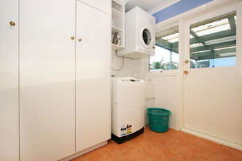 Roseland Holiday House - Accommodation Perth 8