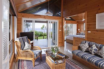 Kims Beachside Lodges - Accommodation Perth 6