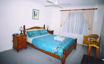 Terrigal Lagoon Bed And Breakfast - Accommodation Perth 3