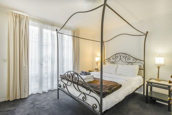 Tuscany - Accommodation Perth 13