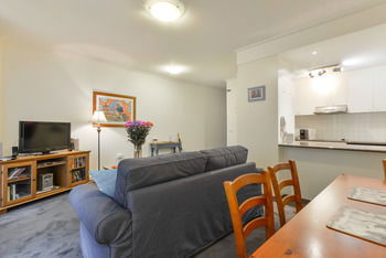 Tuscany - Accommodation Perth 15