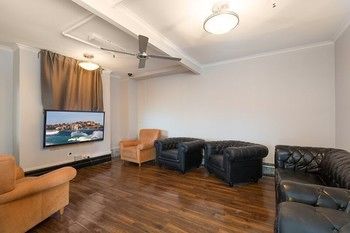 The Village Glebe - Hostel - Accommodation Perth 9