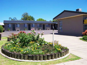 Motabelle Holiday Units - Accommodation Perth 2