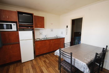 Motabelle Holiday Units - Accommodation Perth 5