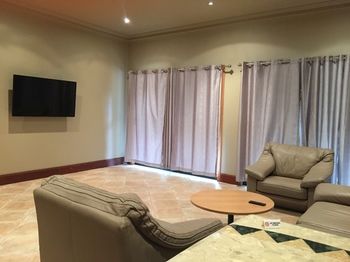 Relaxin - Accommodation Perth 20