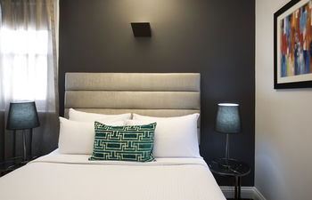 Hotel Challis - Accommodation Perth 10