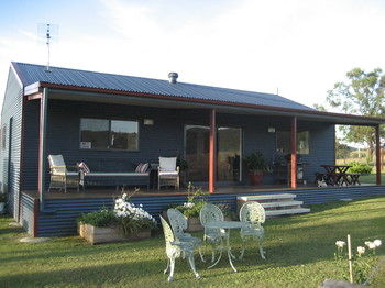 The Wattle Lodge - Accommodation Perth 25