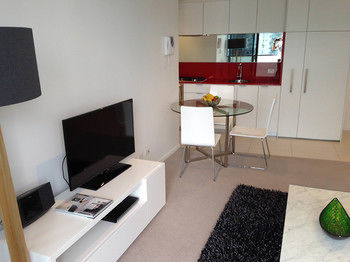 Southbank Views - Accommodation Perth 7