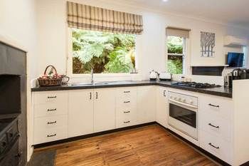 A Cottage In The Forest - Perth Resorts 0