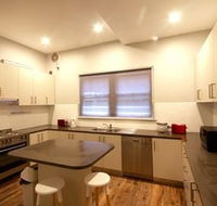 Dalziel Lodge - Accommodation Perth