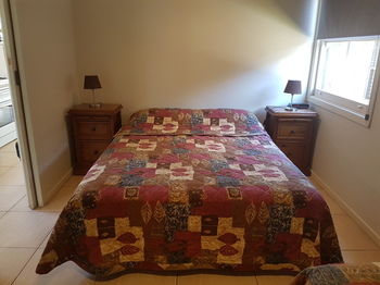 Bentley Waterfront Motel & Cottages - Accommodation Perth 5