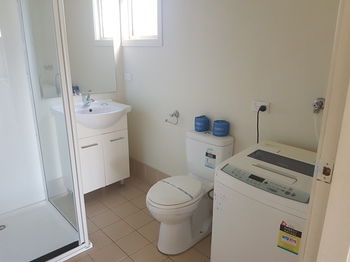 Bentley Waterfront Motel & Cottages - Accommodation Perth 6