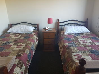Bentley Waterfront Motel & Cottages - Accommodation Perth 24