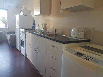Bentley Waterfront Motel & Cottages - Accommodation Perth 44