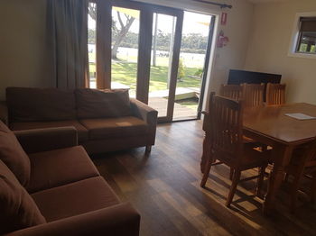 Bentley Waterfront Motel & Cottages - Accommodation Perth 53