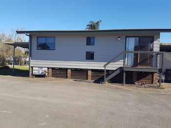 Bentley Waterfront Motel & Cottages - Accommodation Perth 66