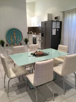 Sydney Executive Garden Villa - Accommodation Perth 13