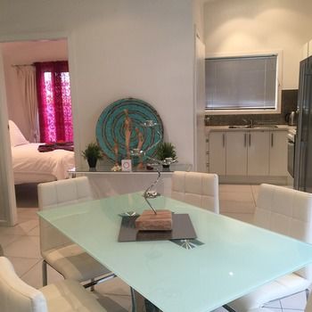Sydney Executive Garden Villa - Accommodation Perth 24