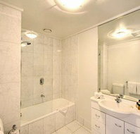 Melbourne Stays - City Point Suite - Accommodation Perth