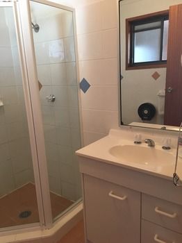 Bridgeview Motel - Perth Resorts 3