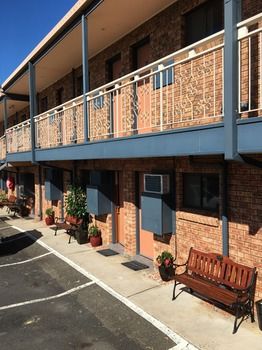 Bridgeview Motel - Perth Resorts 6