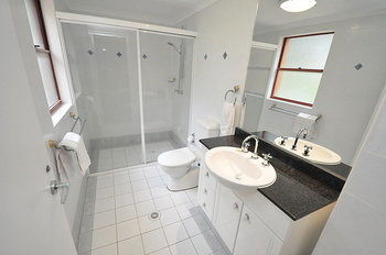 Balmain 12 Foy Furnished Apartment - Accommodation Perth 2