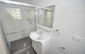 Balmain 3 Mont Furnished Apartment - Accommodation Perth 3