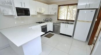 Castle Hill 60 Gil Furnished Apartment - Accommodation Perth 7