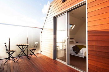Position Perfect - Perth Resorts 4