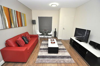 Glebe Furnished Apartments - Accommodation Perth 2
