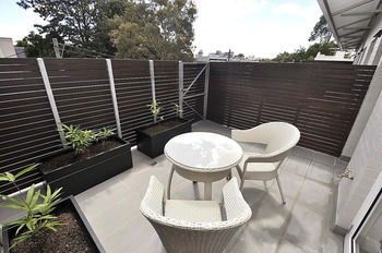 Glebe Furnished Apartments - Accommodation Perth 3