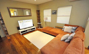 Glebe Furnished Apartments - Accommodation Perth 14