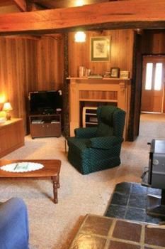 A Settler's Cottage - Accommodation Perth 10
