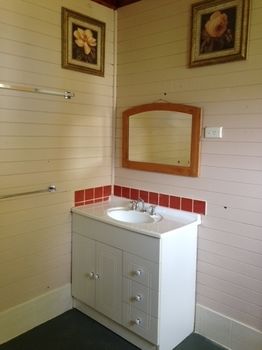 A Settler's Cottage - Accommodation Perth 14