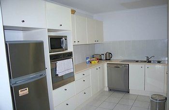 North Ryde 37 Cull Furnished Apartment - Accommodation Perth 8