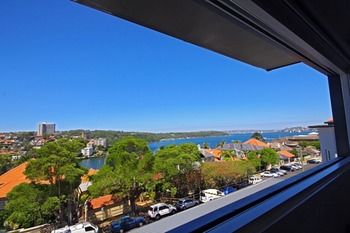 The Penthouse At Cremorne Point Manor - Accommodation Perth 9