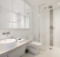 Melbourne Fully Self Contained Modern Studio Apartment 4505B - Accommodation Perth