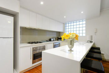 UrbanMinder @ Margeaux - Accommodation Perth 16