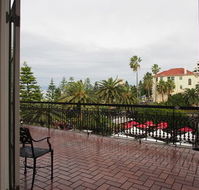 Coogee Bay Hotel Pub Style - Perth Resorts