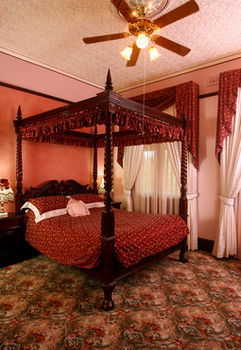 CBC Bed & Breakfast & Cafe - Perth Resorts 5