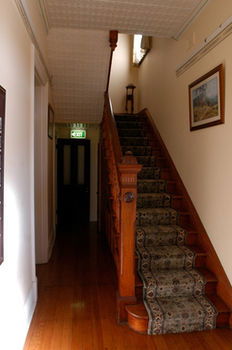 CBC Bed & Breakfast & Cafe - Perth Resorts 6