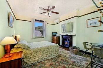 CBC Bed & Breakfast & Cafe - Perth Resorts 23